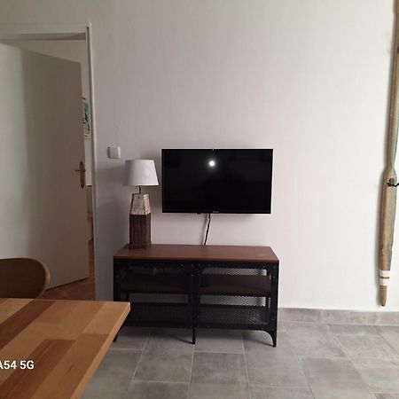 Apartman Matusan Palit55 Раб Екстериор снимка