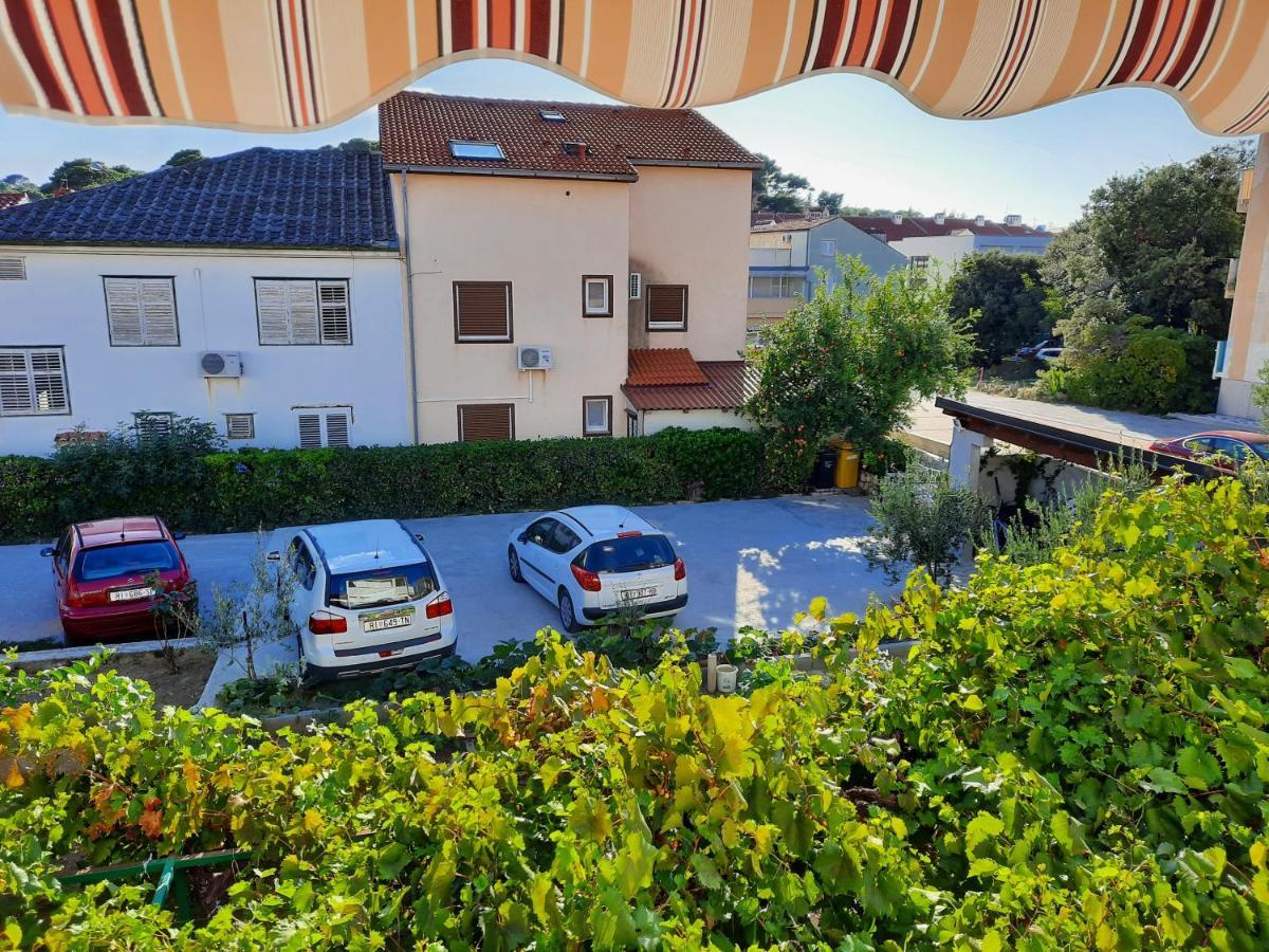 Apartman Matusan Palit55 Раб Екстериор снимка