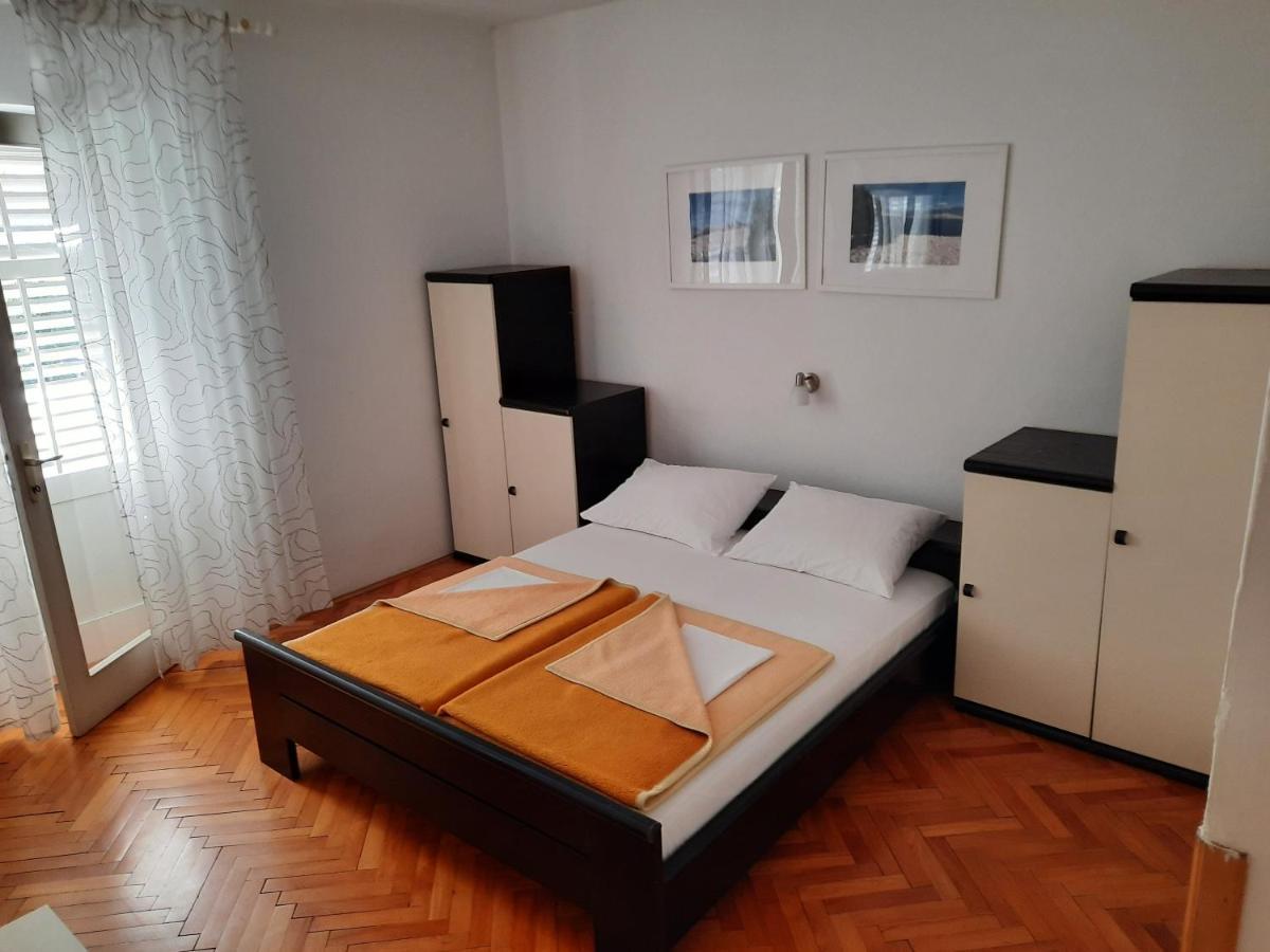 Apartman Matusan Palit55 Раб Екстериор снимка